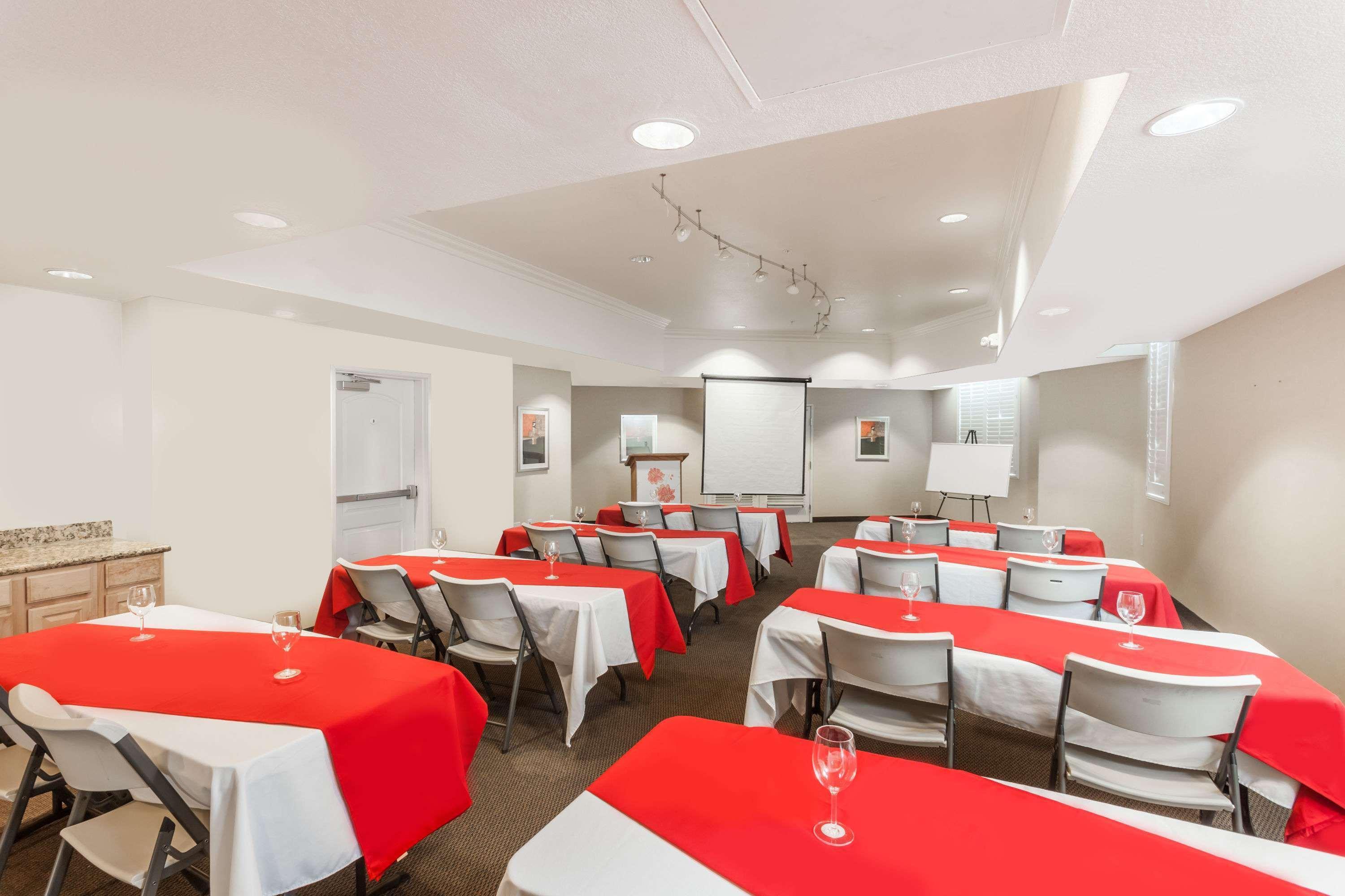 Hawthorn Suites Victorville Εξωτερικό φωτογραφία