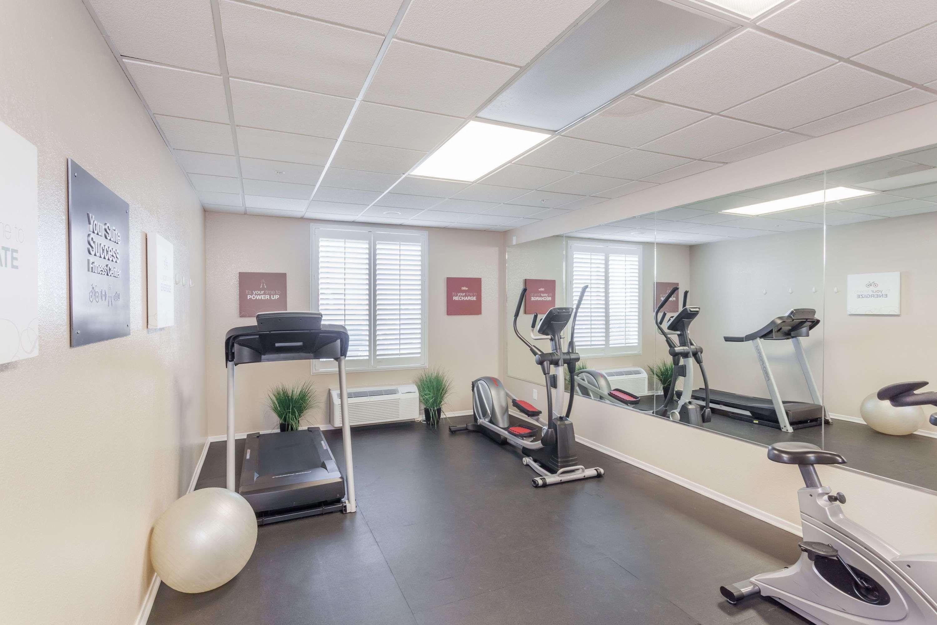 Hawthorn Suites Victorville Εξωτερικό φωτογραφία