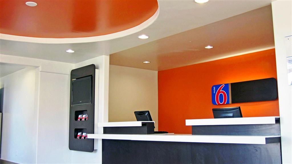 Hawthorn Suites Victorville Εσωτερικό φωτογραφία