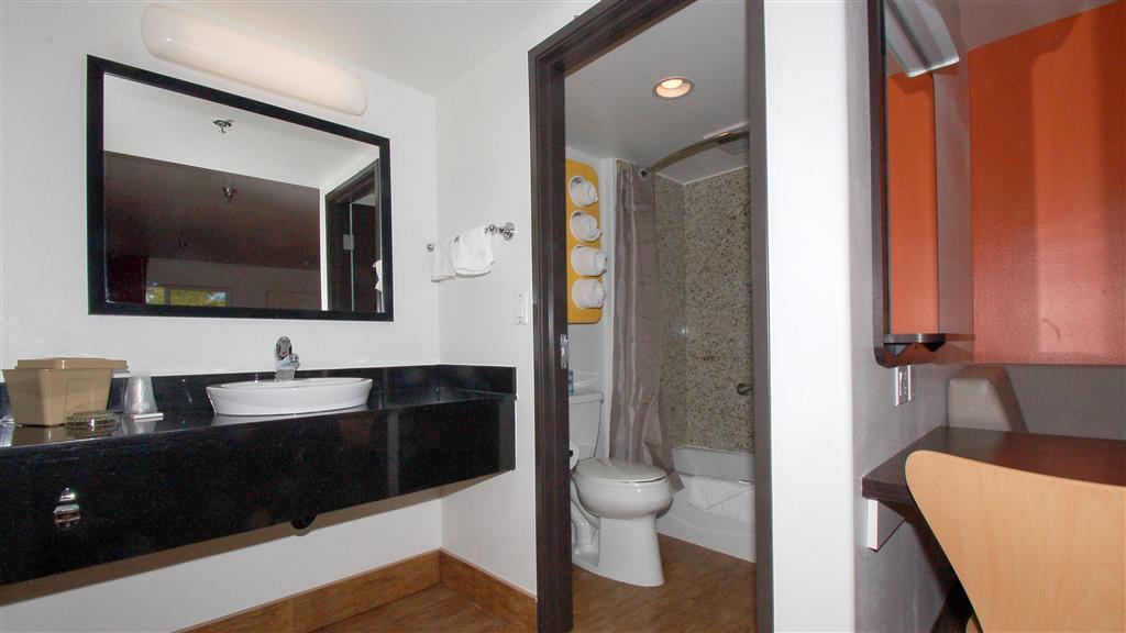 Hawthorn Suites Victorville Δωμάτιο φωτογραφία