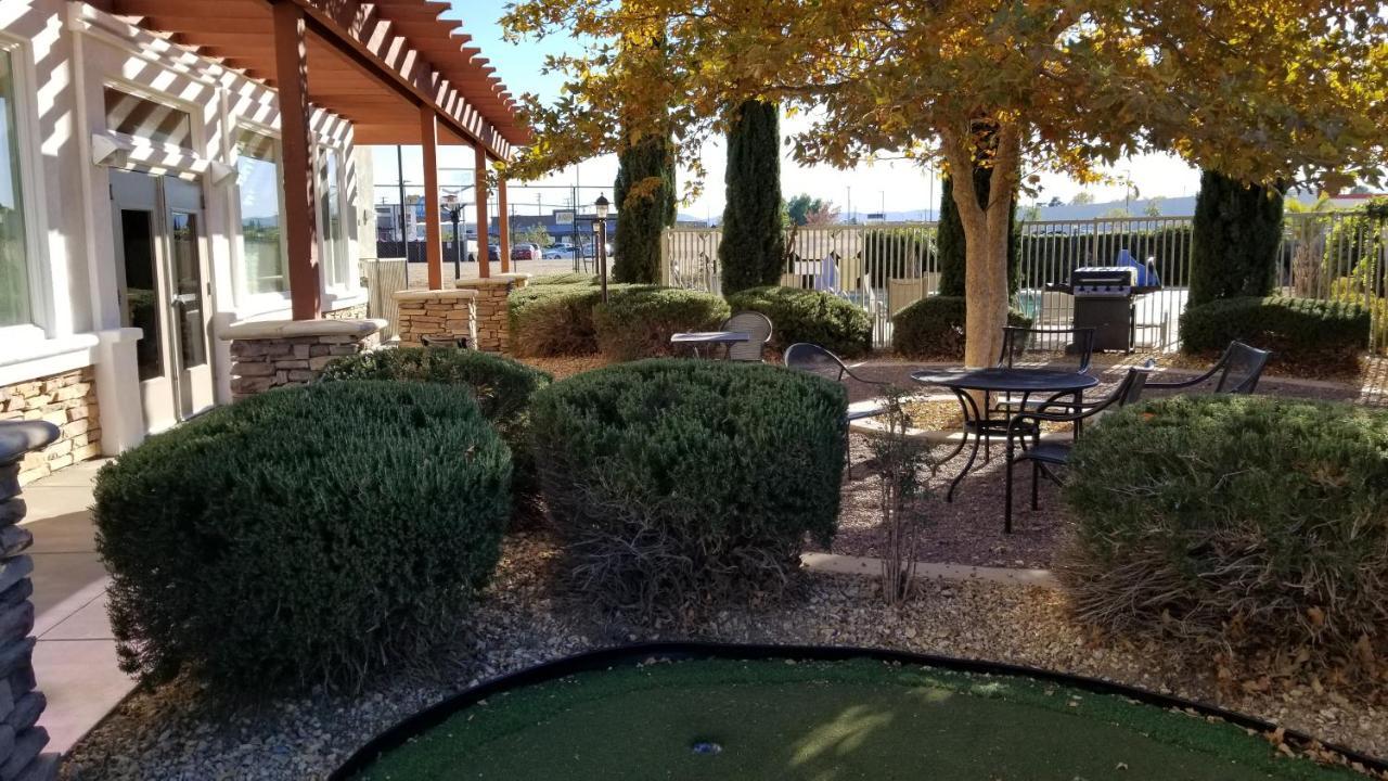 Hawthorn Suites Victorville Εξωτερικό φωτογραφία